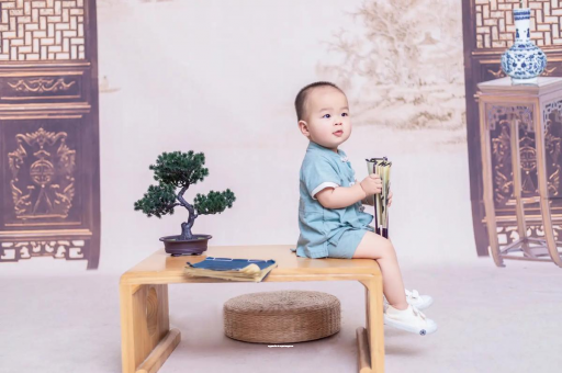 昆明宝宝几个月翻身才正常